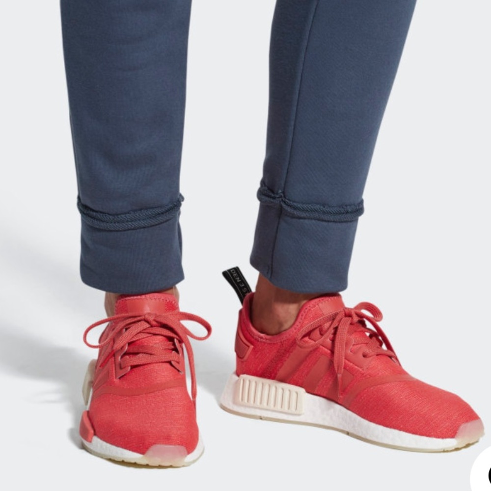 NWT Sz8.5 fits 9 Genuine Adidas NMD red 3 stripes